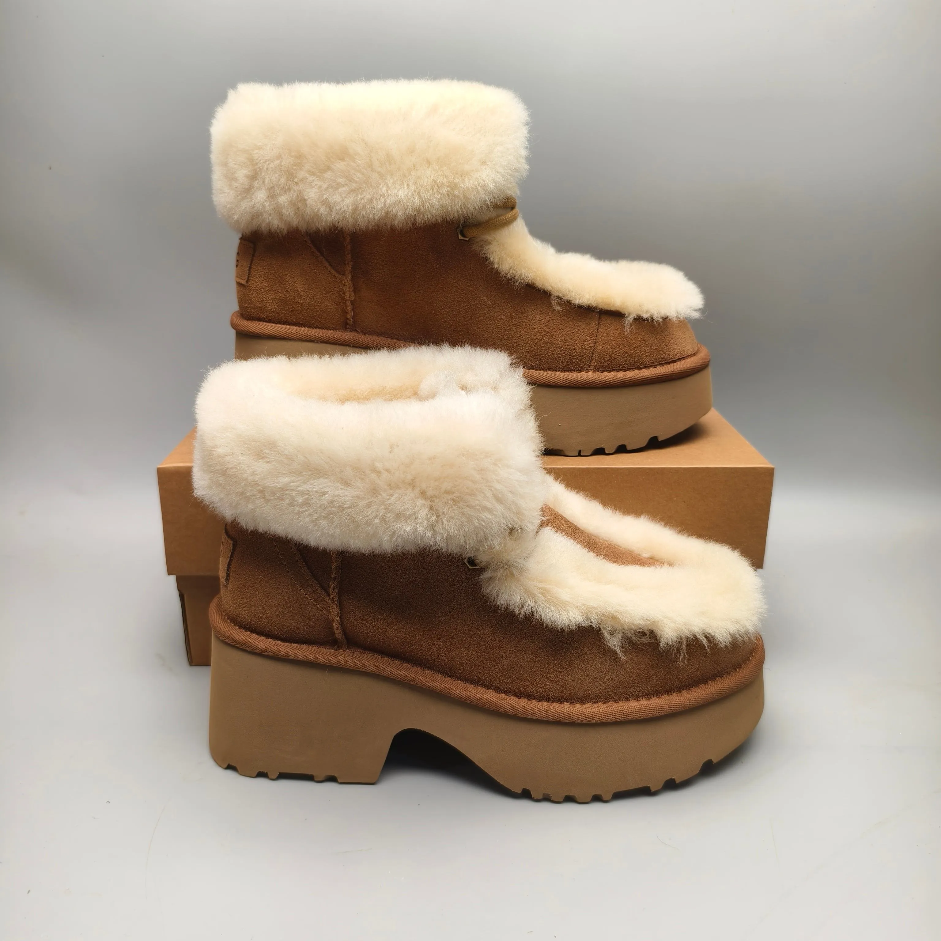 💰 600 UGG sheepskin all-in-one snow boots 1532 Song Yuqi’s same style, Esme wedge-heeled short boots, overflowing lace-up style, color: maroon, mustard, matching size: 35-41